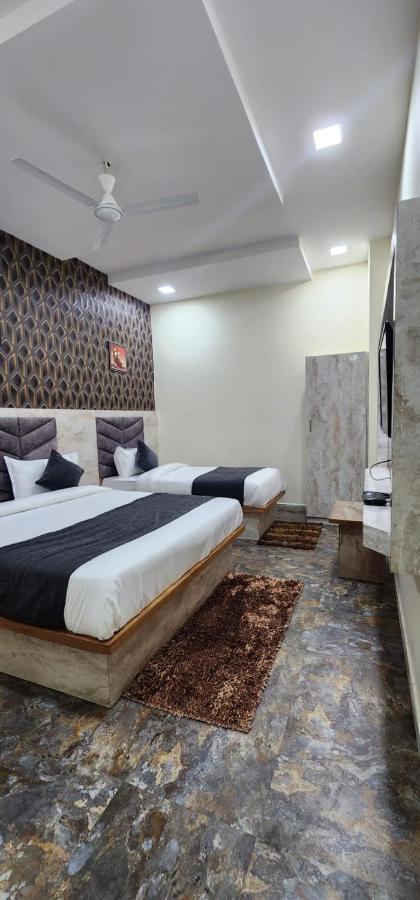 Hotel Sunrise Vadodara Exterior foto